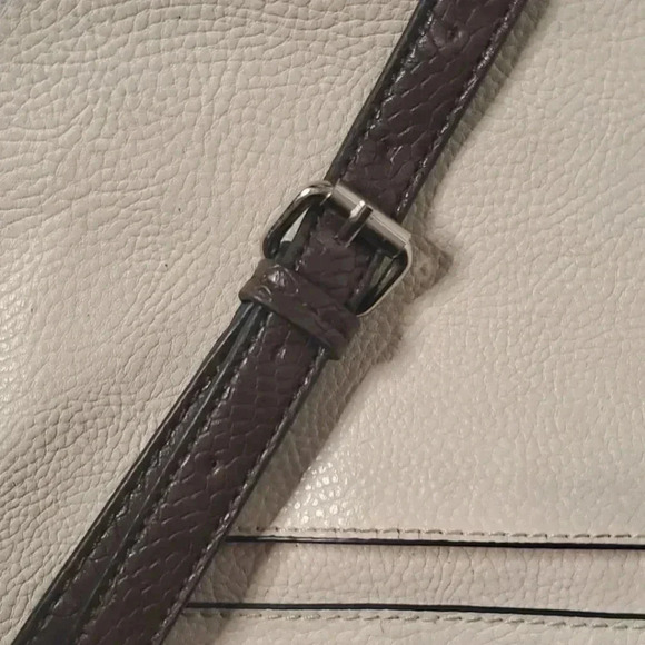 Dana Buchman 100% Pebbled Leather  Crossbody Steel Hardware Full Zip - Picture 7 of 14